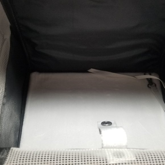 Two fully ventilated small animal pet carrier - His and Hers (Set) - Picture 11 of 11